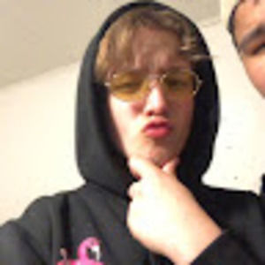 Meet your Posher, Tayte